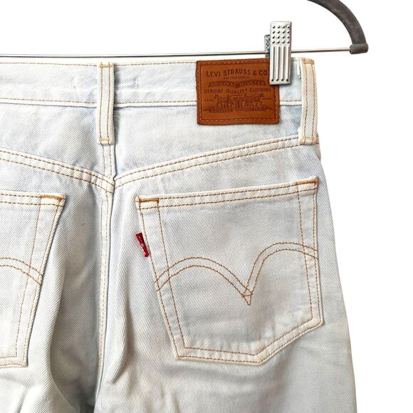 LEVIS Wedgie Straight Denim Light Wash Sz 25 - Picture 4 of 6